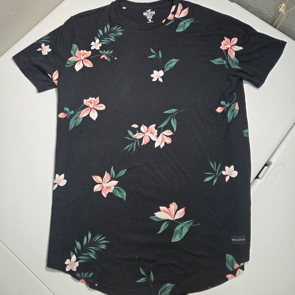 Hollister Mens Medium Curved Hem Longline T-Shirt Black Floral Hawaiian